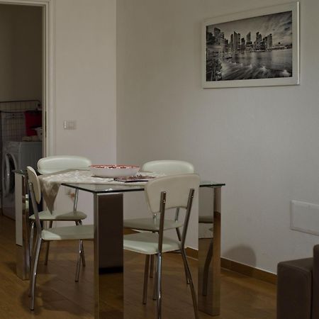Casa Vacanze Rebecca Pula Bagian luar foto