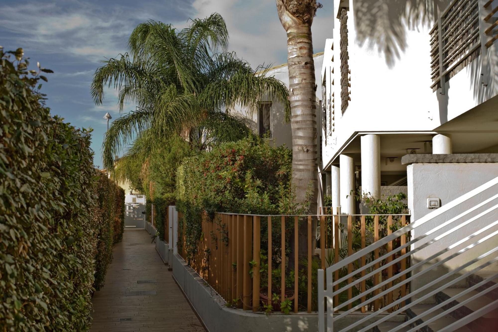Casa Vacanze Rebecca Pula Bagian luar foto
